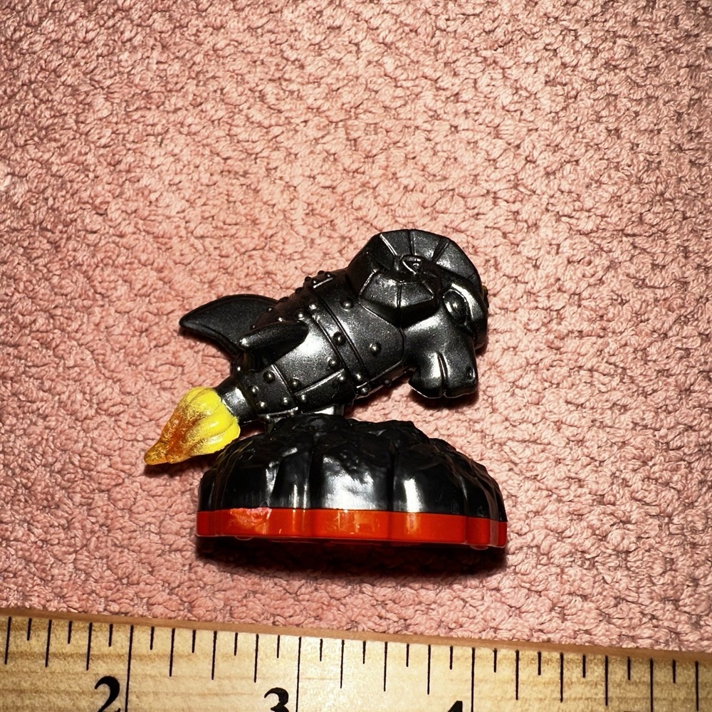 Skylanders Trap Team ROCKET RAM Figure Red‎ Base - Picture 2 of 5